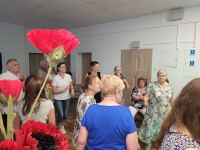 Mieszkańcy gminy tańczący w sali w Szkole w Słubicy Dobrej