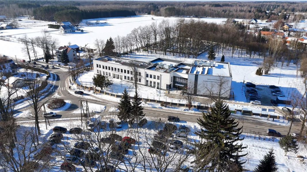 Otwarcie szkoły w Skułach